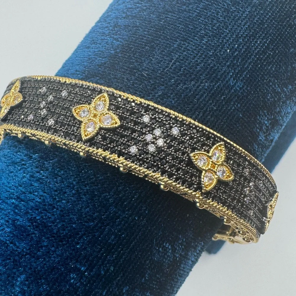 Venetian Sapphire Bangle - Picture 1 of 12